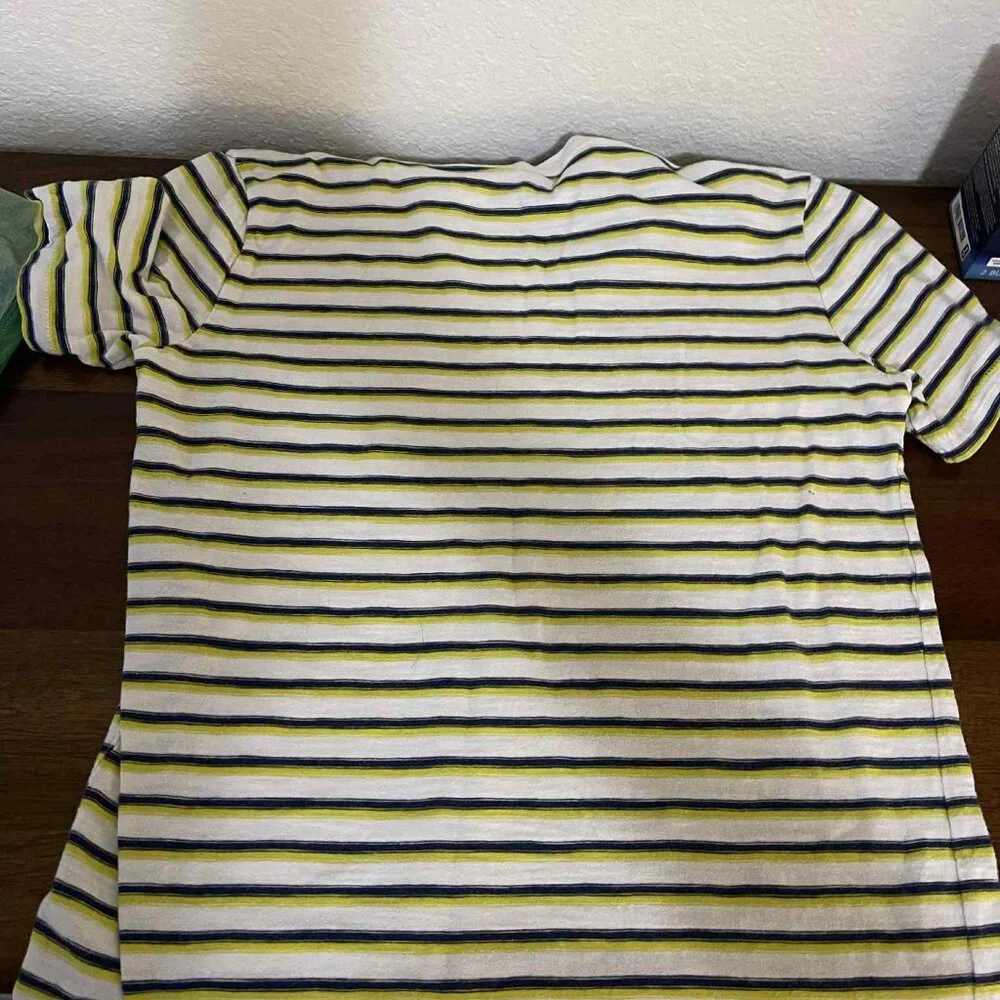 LOT OF 4 SHIRTS: Old Navys Boys' Light Weight Short Sleeve Shirts XL